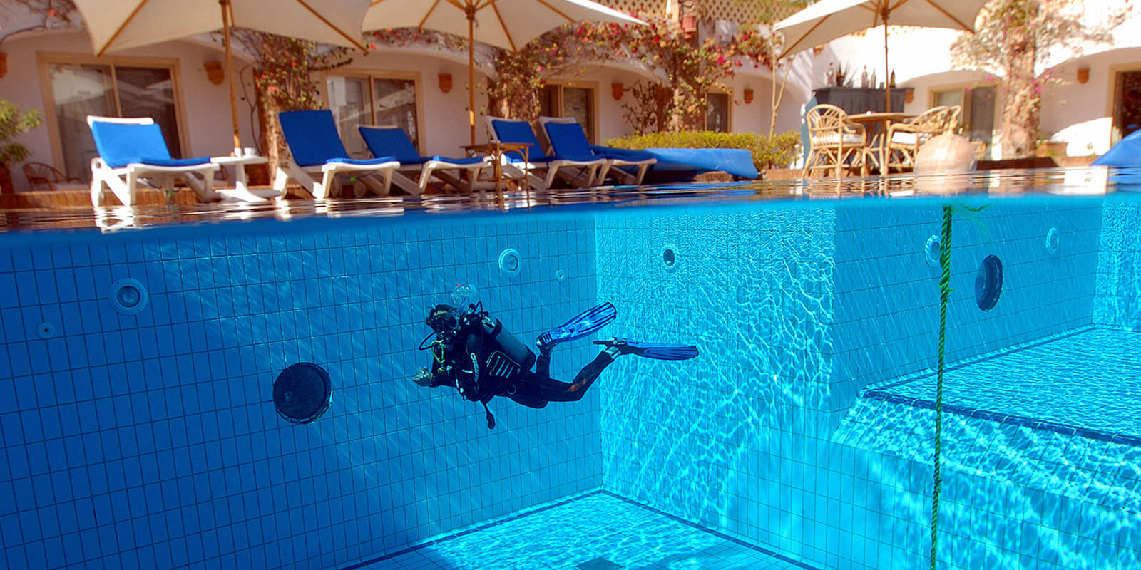 Camel Hotel + Open Water Diver Course